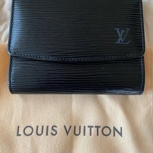 Louis Vuitton Epi card wallet